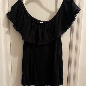 🍄Old Navy Off/Shoulder Loose Black TopMedium